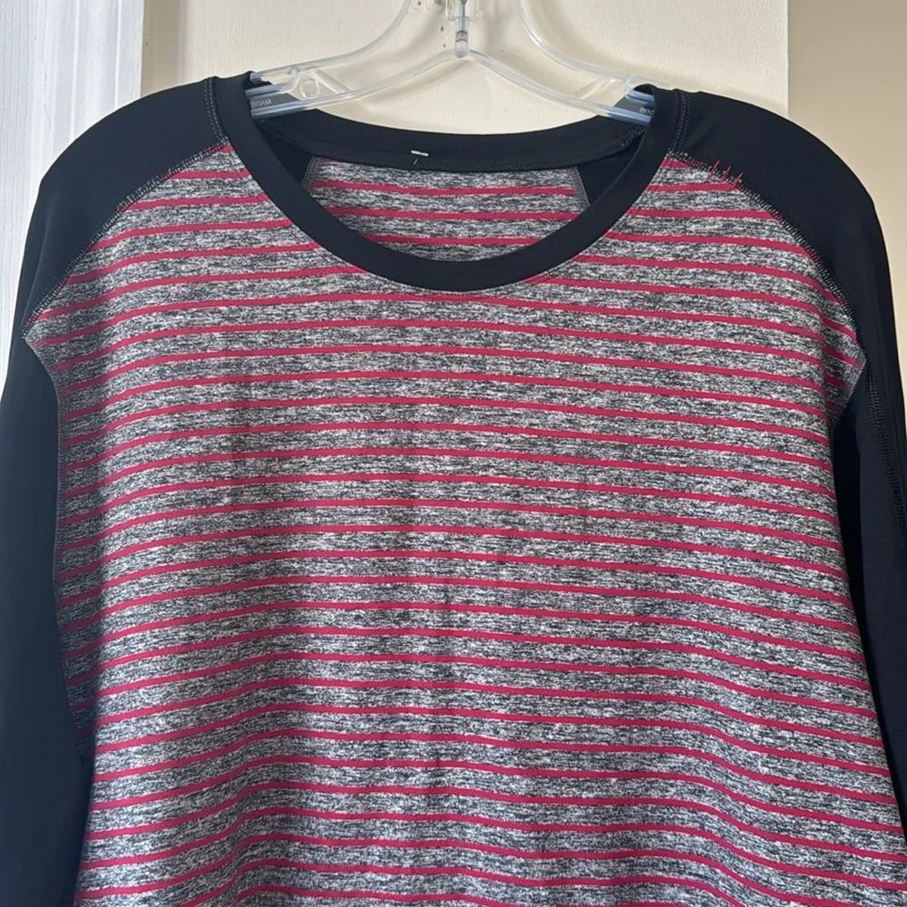 Lululemon Surge warm crew shirt - Picture 5 of 8